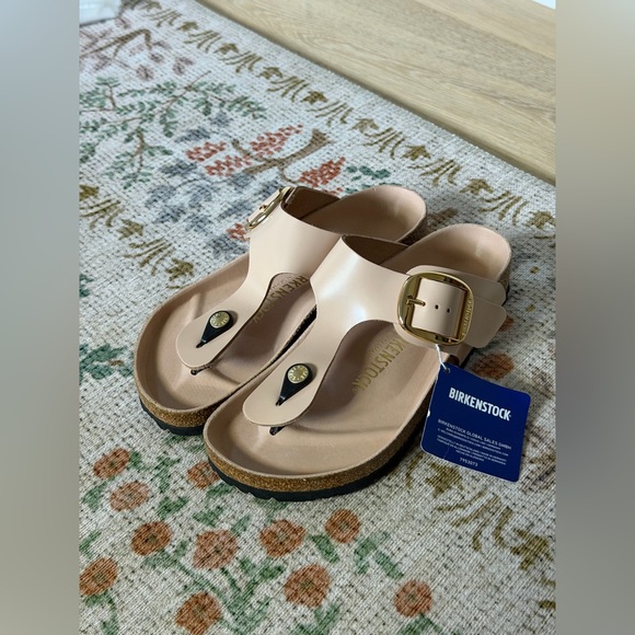 NEW BIRKENSTOCK x STAUD Gizeh Big Buckle Sandal High Shine New Beige, 6-6.5/EU37 - Picture 6 of 16